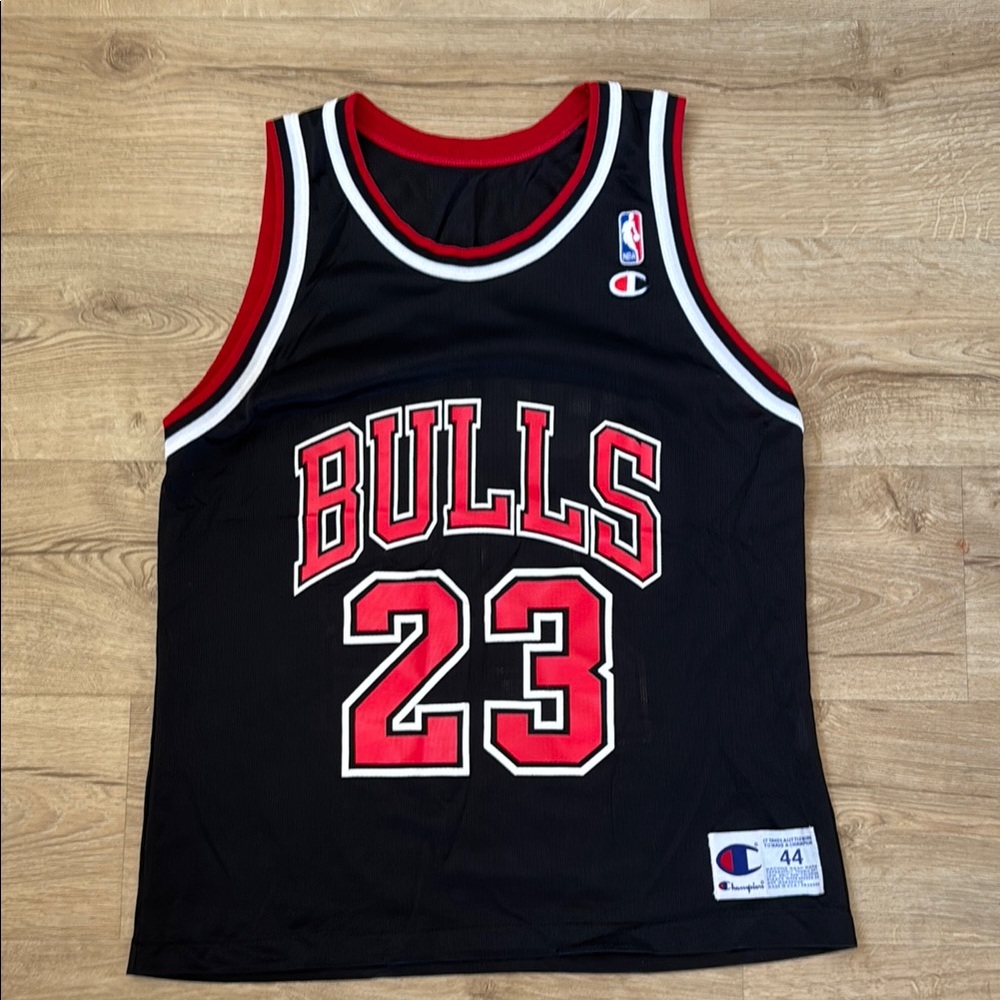 Vintage champion men’s jersey Jordan black 23